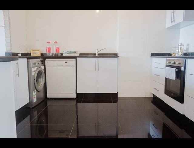 3 BEDROOM APARTMENT FOR SALE IN SCOTTBURGH CENTRAL